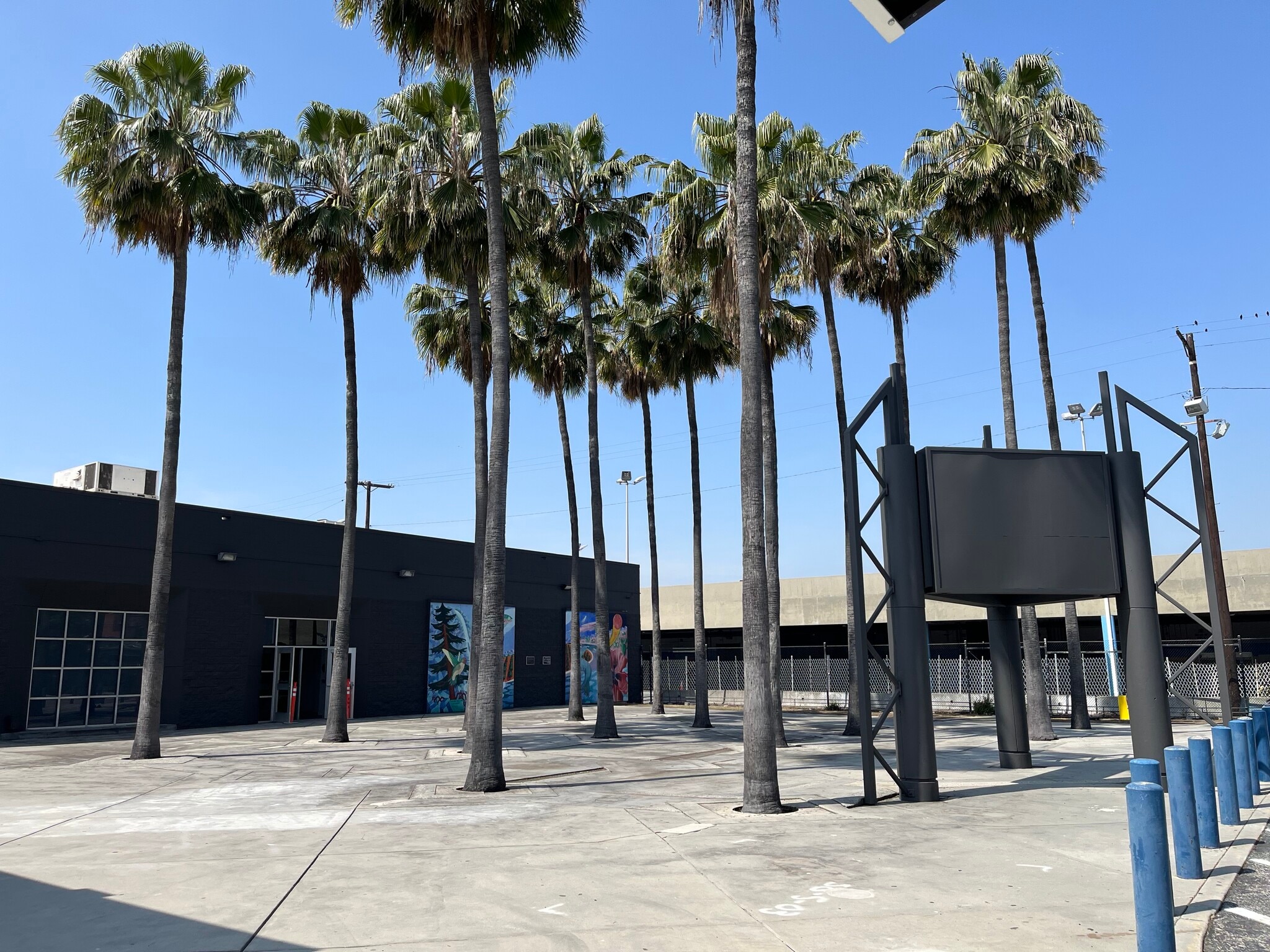 1614 E 7th St, Los Angeles, CA for lease Building Photo- Image 1 of 4