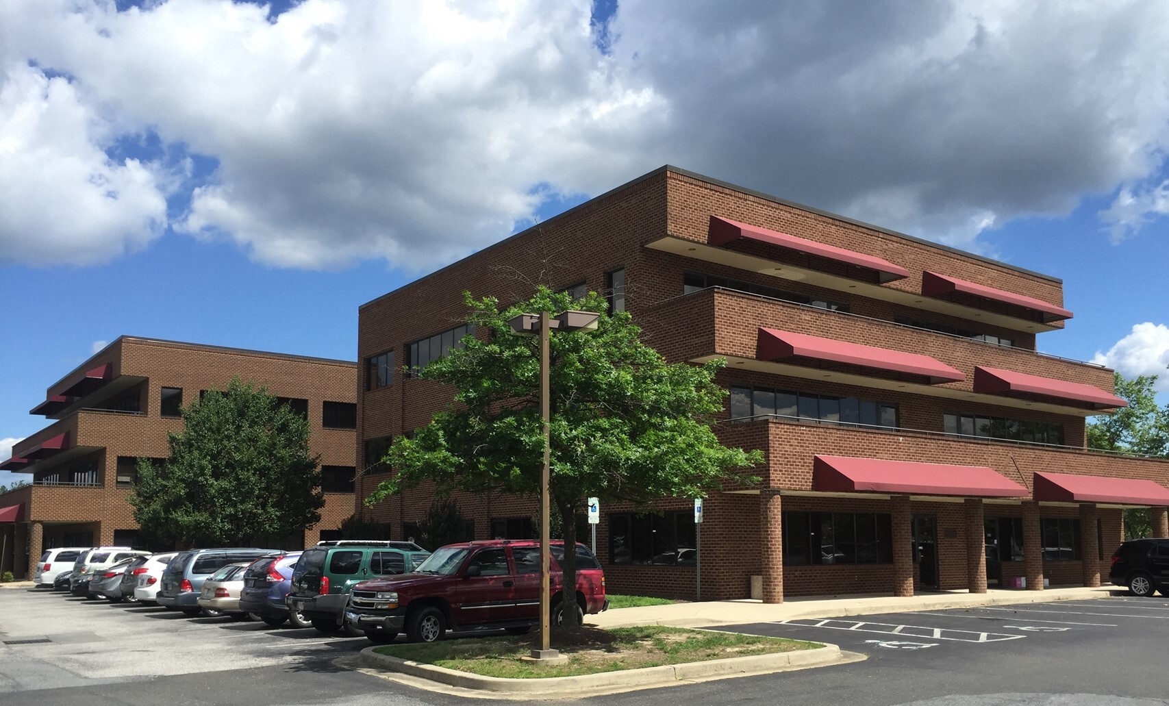 3261 Old Washington Rd, Waldorf, MD for lease Building Photo- Image 1 of 17