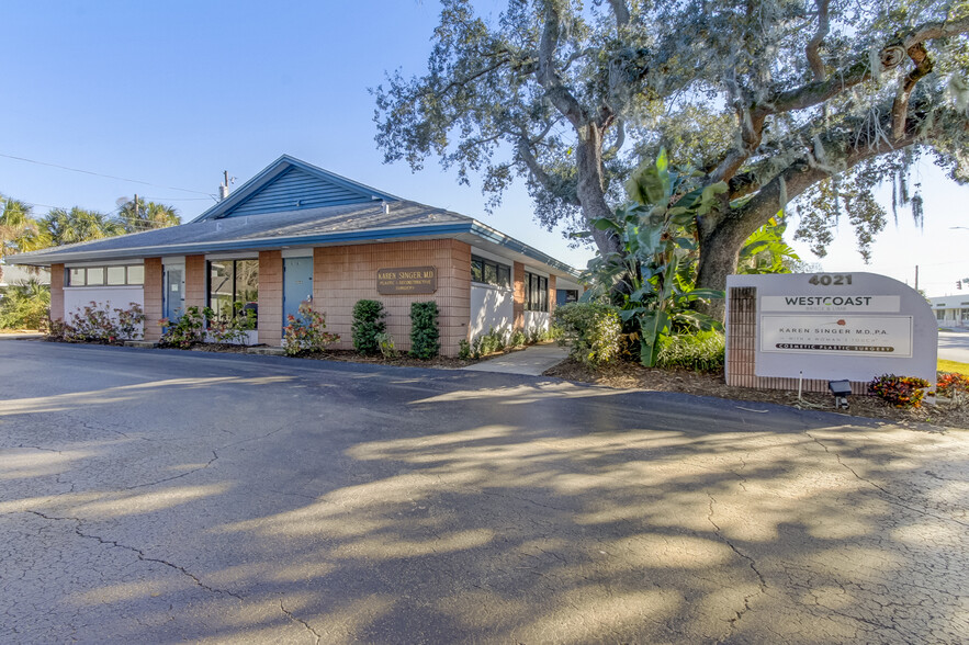 4021 Central Ave, Saint Petersburg, FL for lease - Primary Photo - Image 1 of 8