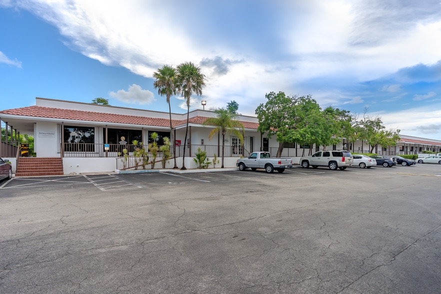 5701 Overseas Hwy, Marathon, FL for sale - Building Photo - Image 3 of 12