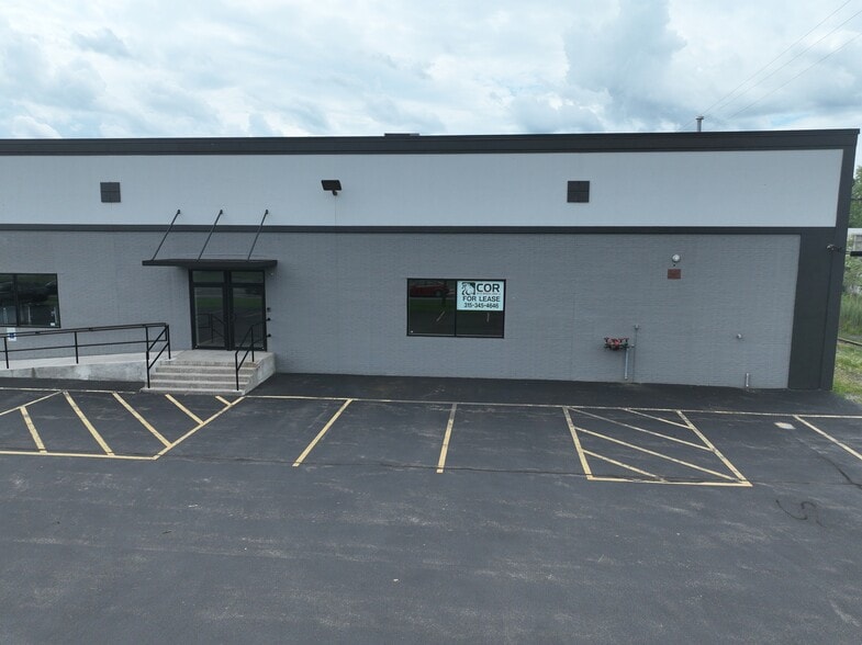 6804 Manlius Center Rd, East Syracuse, NY for lease - Commercial Listing Video - Image 2 of 7