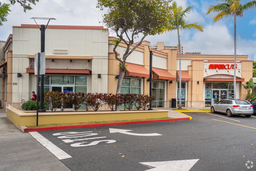 Kapahulu Ave, Honolulu, HI for lease - Building Photo - Image 2 of 8