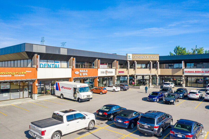 3715 51st St SW, Calgary, AB for lease - Building Photo - Image 3 of 5