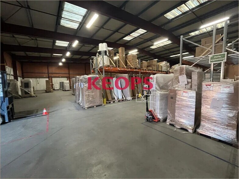 Flex in Beauzelle for lease - Interior Photo - Image 2 of 7