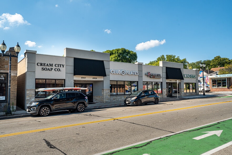 2266 70th St, Wauwatosa, WI for lease - Building Photo - Image 2 of 12