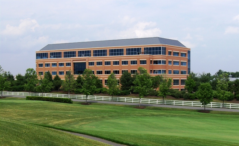 Leesburg Pike, Ashburn, VA for sale Primary Photo- Image 1 of 1