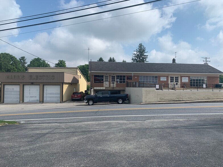 5 W Main St, Fawn Grove, PA for sale - Primary Photo - Image 1 of 1