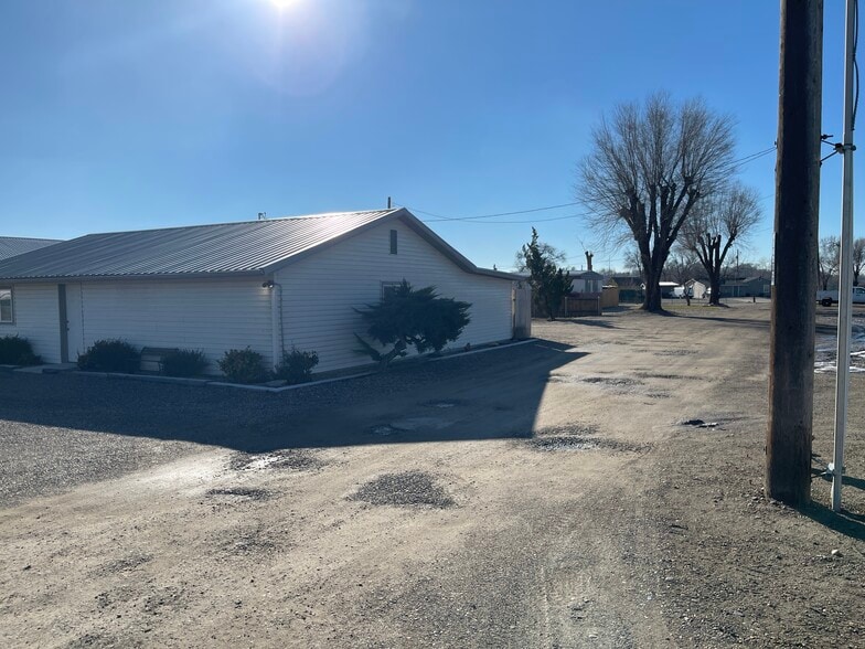 1715 N Oregon St, Ontario, OR for lease - Building Photo - Image 1 of 9