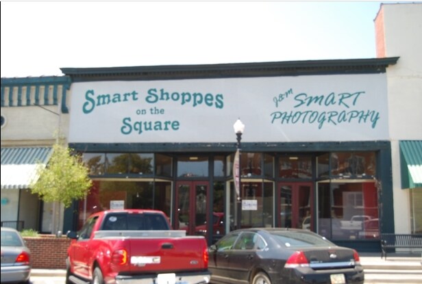 10-12 N Jackson St, Forsyth, GA for sale Primary Photo- Image 1 of 1