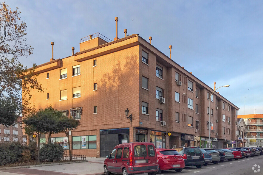 Avenida Francisco Javier Sauquillo, 29, Fuenlabrada, Madrid for sale - Building Photo - Image 2 of 2