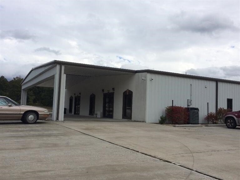 2135 Highway 30 Byp, London, KY for sale Primary Photo- Image 1 of 1