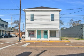 More details for 401 E Main St, Humble, TX - Office for Sale