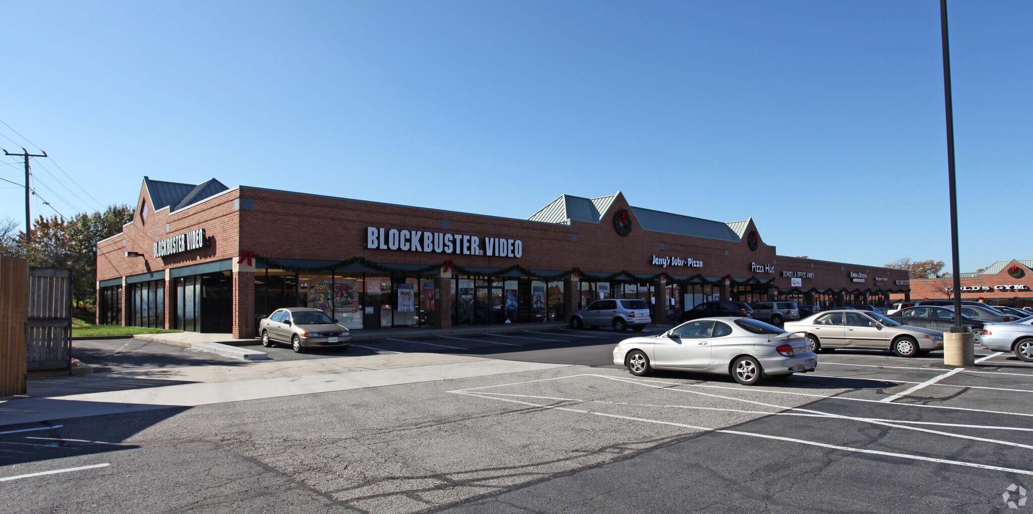 12523-12555 Dillingham Sq, Woodbridge, VA for sale Primary Photo- Image 1 of 1