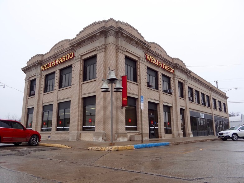 2 6th Ave N, Casselton, ND 58012