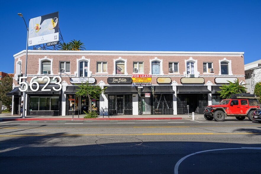 5611 Hollywood Blvd, Los Angeles, CA for lease - Building Photo - Image 2 of 15