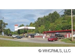 2891 Pisgah Dr, Canton, NC for sale - Primary Photo - Image 1 of 1