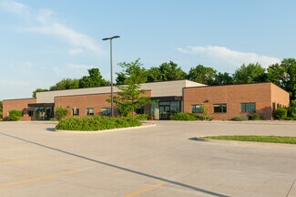 More details for 1907 Jumer Dr, Bloomington, IL - Office for Lease