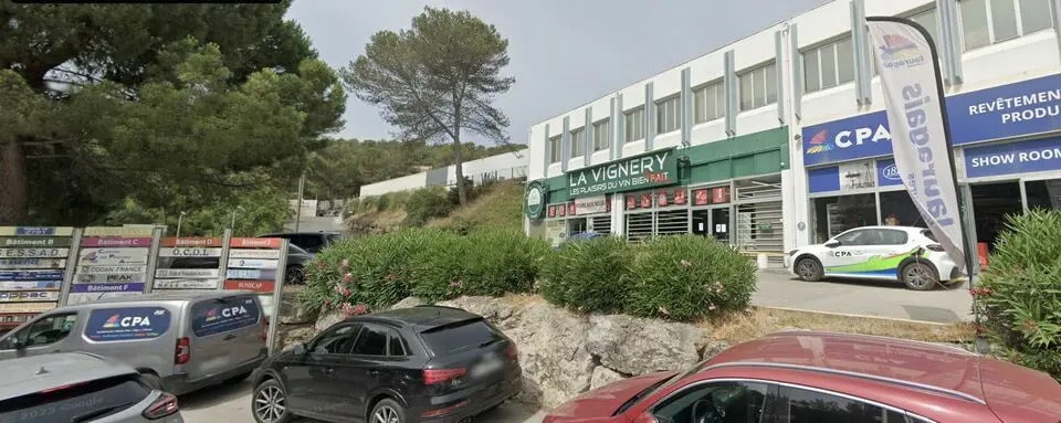 Retail in Vallauris for lease - Building Photo - Image 1 of 7