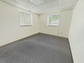 93 Concord Ave, Belmont, MA for lease Interior Photo- Image 1 of 11