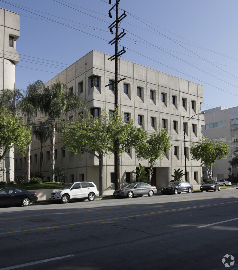 2601 W Alameda Ave, Burbank, CA 91505 - On-Campus Medical Park | LoopNet