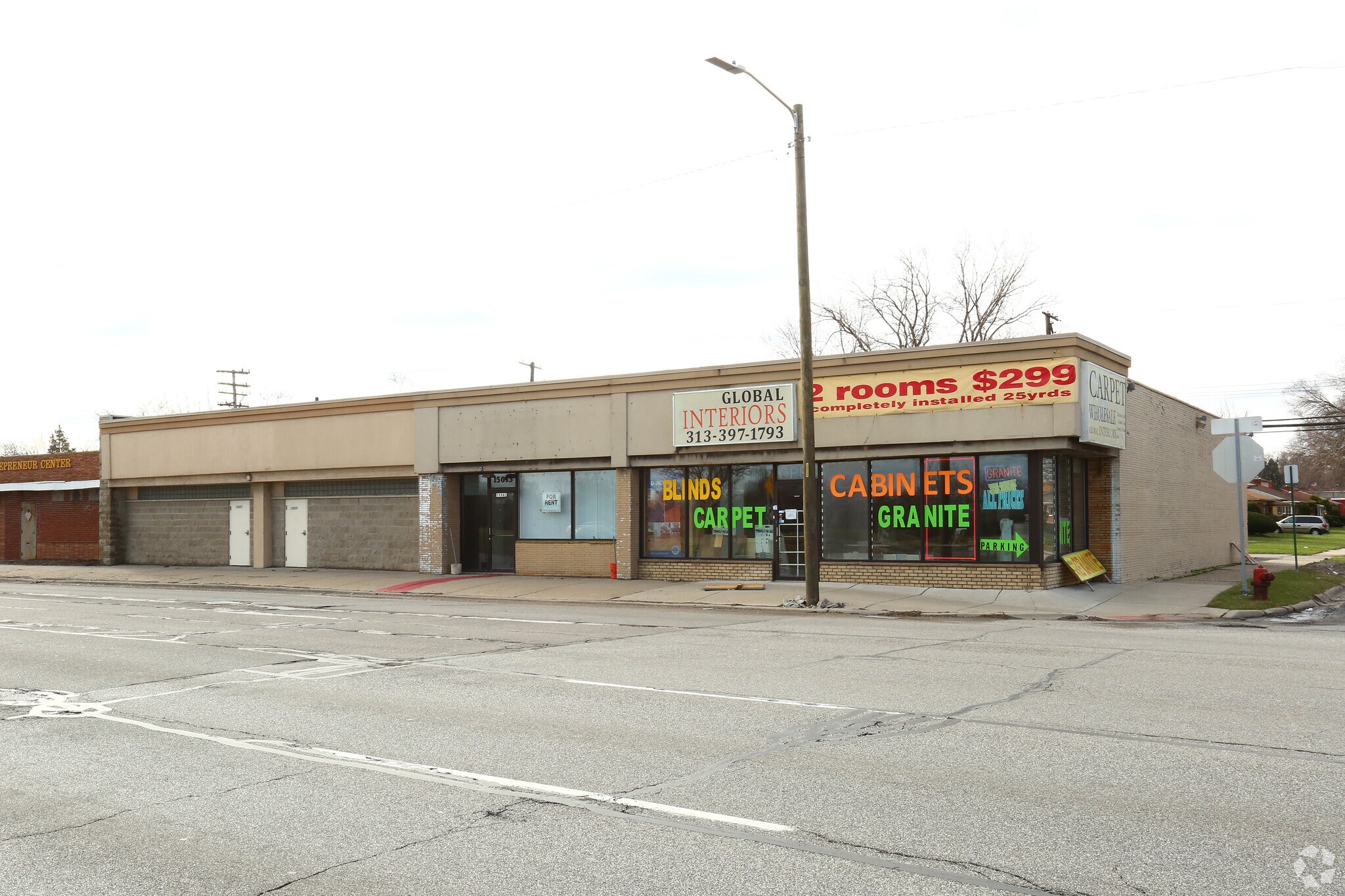 15037-15047 W 8 Mile Rd, Detroit, MI for sale Primary Photo- Image 1 of 1