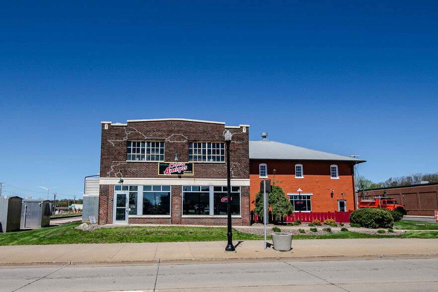 12 N Central Ave, Marshfield, WI for sale - Building Photo - Image 1 of 6