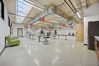 118 N Broadway, Fargo, ND for lease Interior Photo- Image 2 of 13