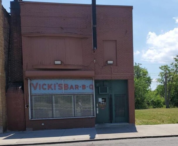 3845 W Warren Ave, Detroit, MI for sale - Building Photo - Image 1 of 1