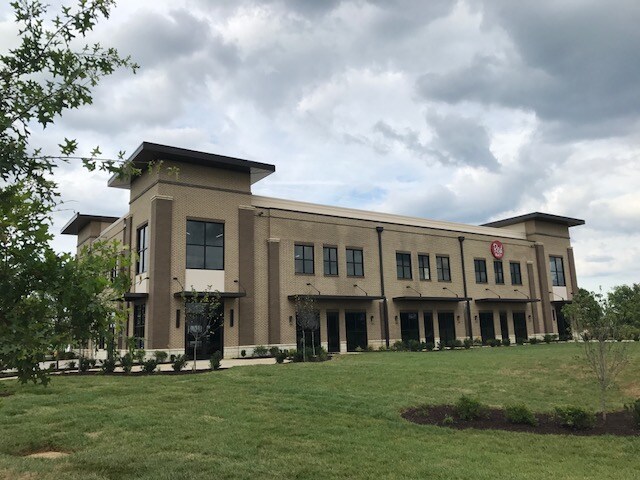 1574 Medical Center Pky, Murfreesboro, TN for lease Primary Photo- Image 1 of 9