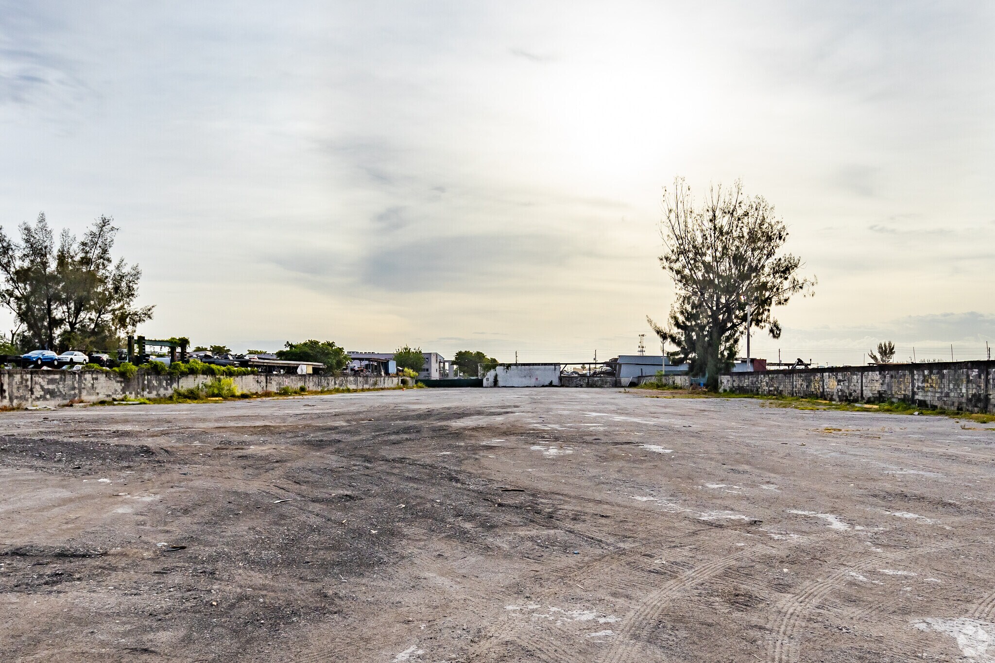 13045 Cairo Ln, Opa Locka, FL 33054 Parking & Outdoor Storage