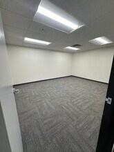6065 Polaris Ave, Las Vegas, NV for lease Building Photo- Image 1 of 8