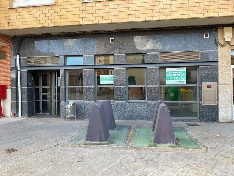 San Juan, Laguna de Negrillos, Castilla, 2, León, León for sale - Building Photo - Image 1 of 15