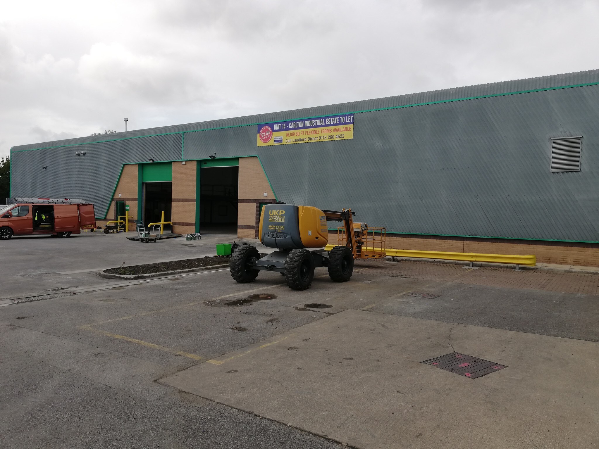 Albion Rd, Barnsley for sale Primary Photo- Image 1 of 1