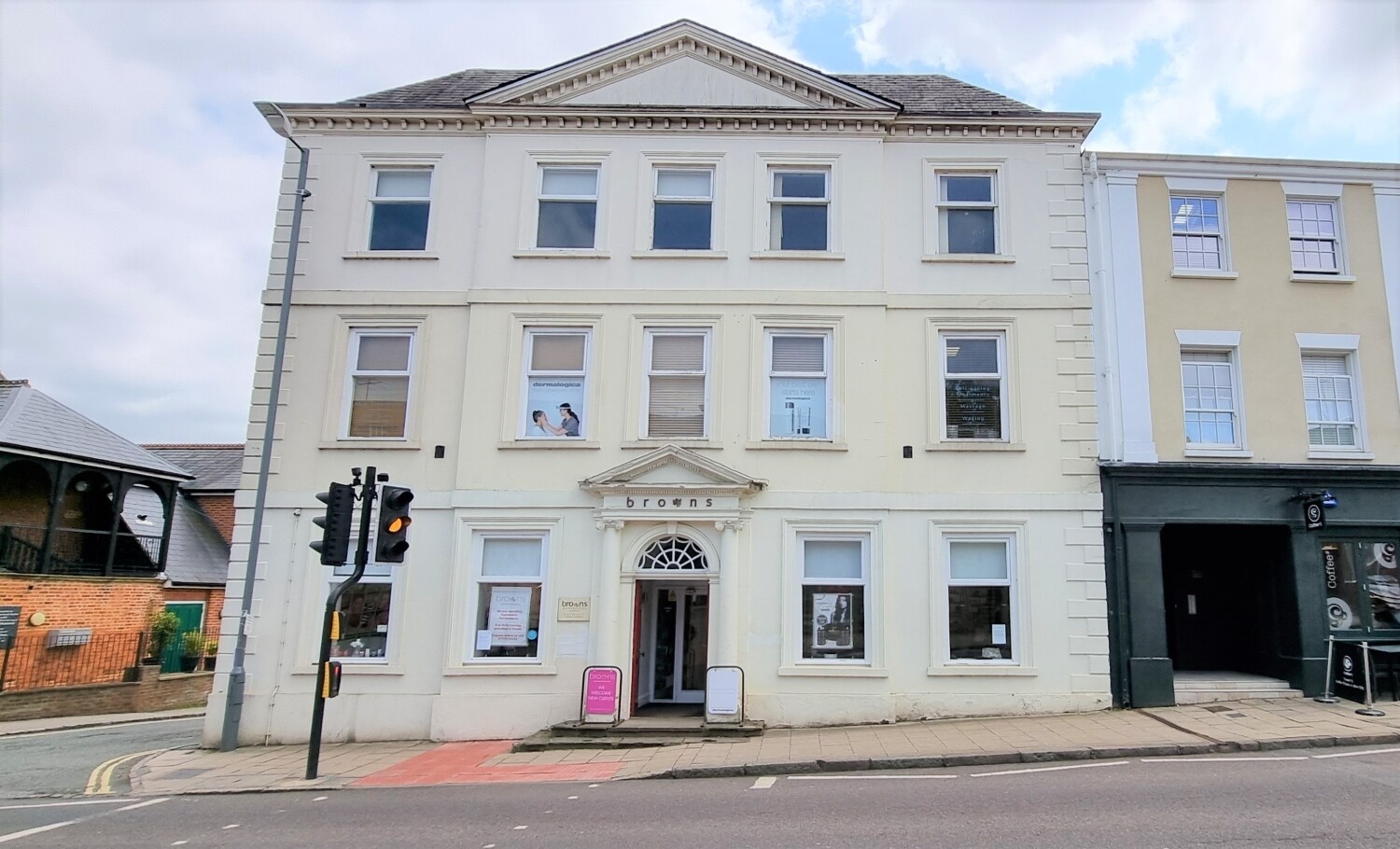 Market Hl, Buckingham for lease Primary Photo- Image 1 of 2