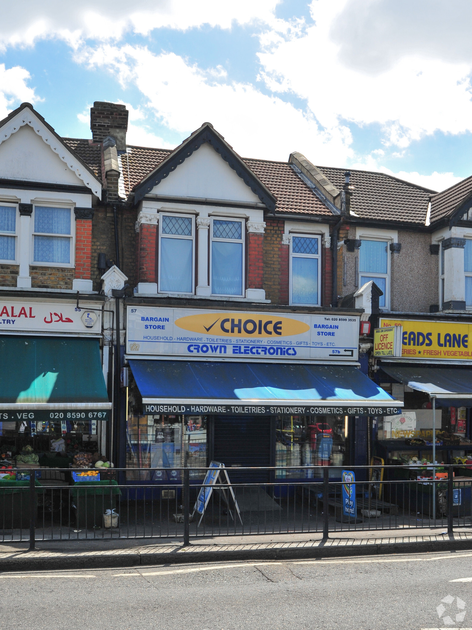 57 Meads Ln, Ilford for sale Primary Photo- Image 1 of 1