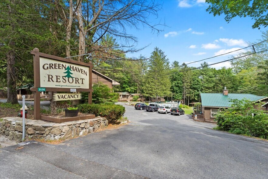 3136 Lake Shore Dr, Lake George, NY for sale - Building Photo - Image 1 of 1