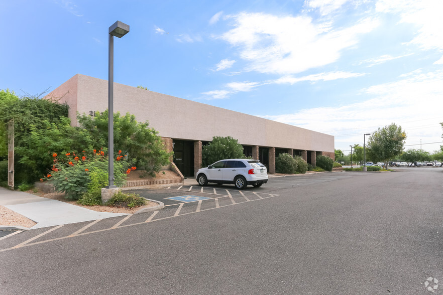 21630 N 19th Ave, Phoenix, AZ for lease - Building Photo - Image 2 of 5