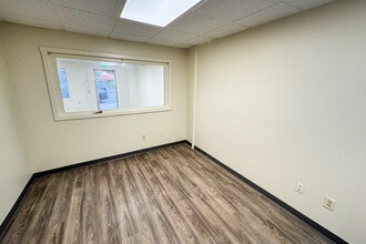 1525 Shelburne Rd, Burlington, VT for lease Interior Photo- Image 2 of 6