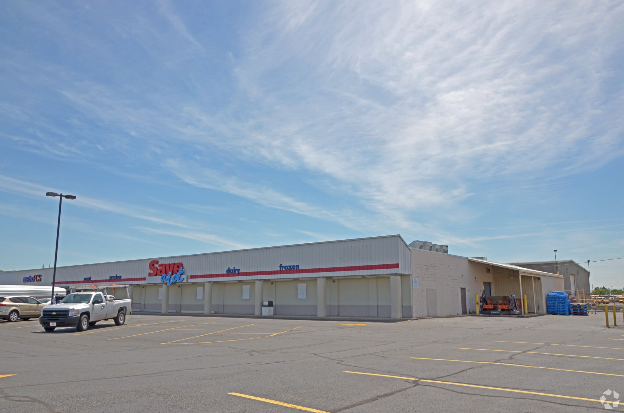 3801 Aramingo Ave, Philadelphia, PA 19137 Shops At Aramingo