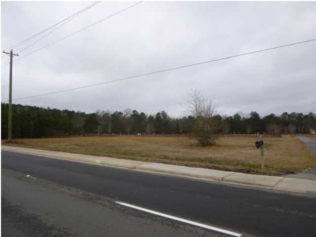 2542 S Live Oak Dr, Moncks Corner, SC for sale Primary Photo- Image 1 of 1