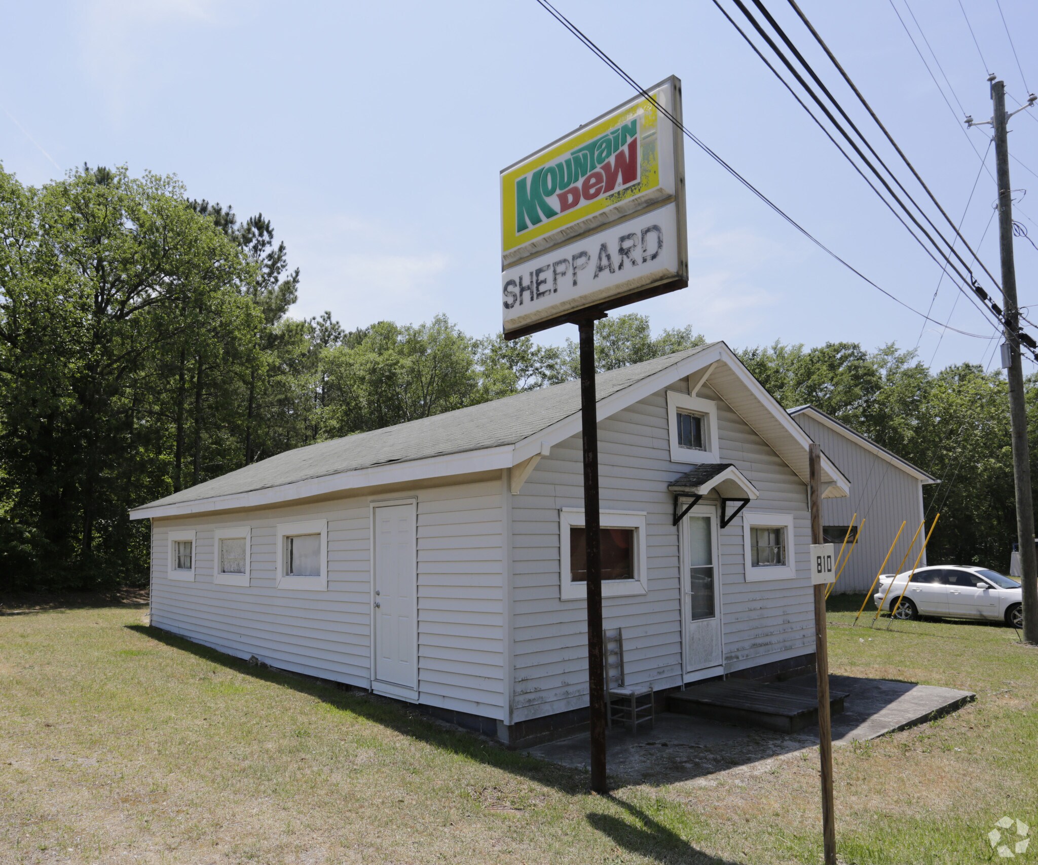 810 E Hamlet Ave, Hamlet, NC 28345