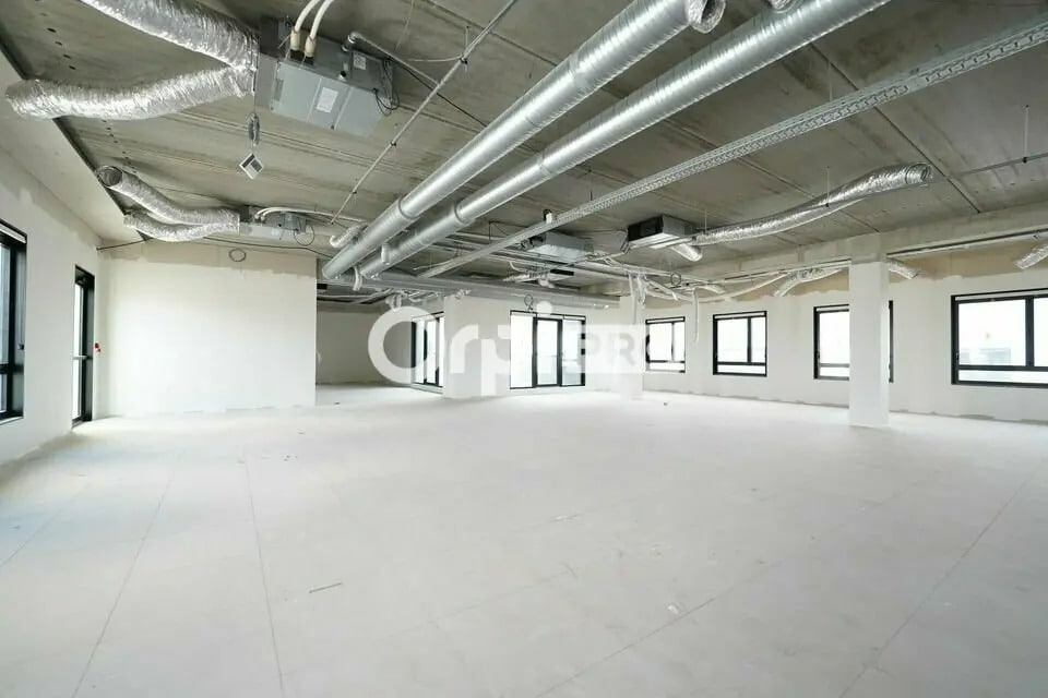 Office in Genas for lease Interior Photo- Image 1 of 10