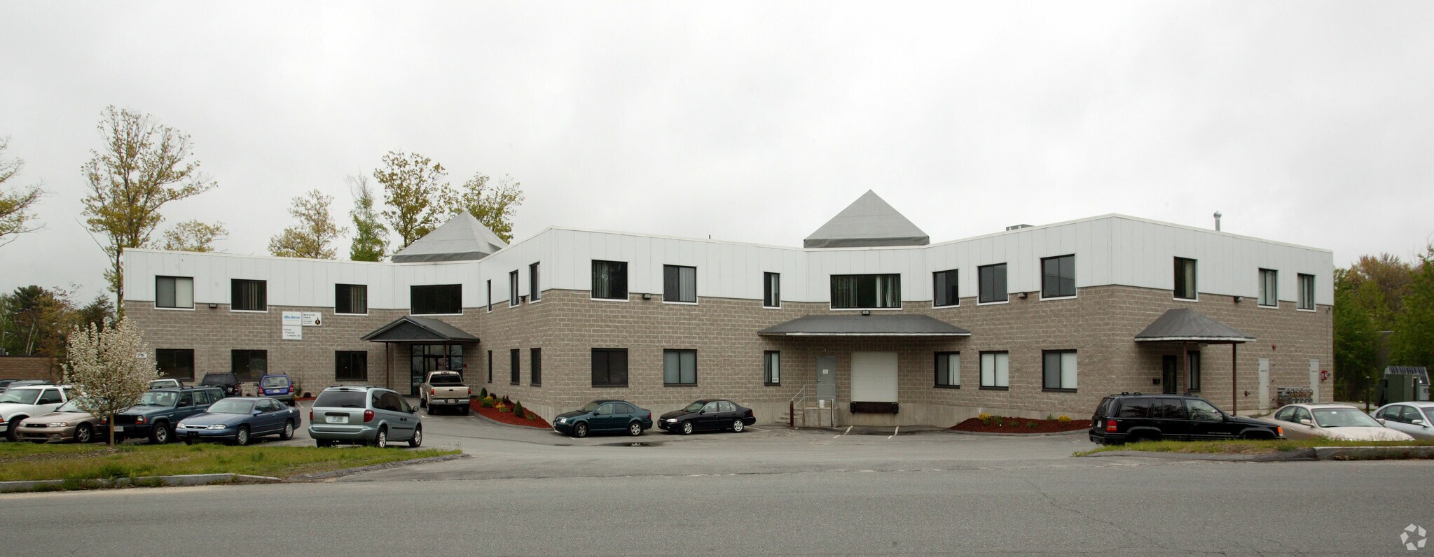 75 Ward Hill Ave, Haverhill, MA for sale Primary Photo- Image 1 of 1