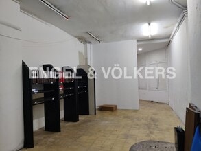 Retail in Barcelona, Barcelona for lease Interior Photo- Image 1 of 4