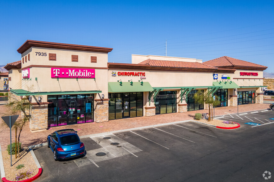 8091 Blue Diamond Blvd, Las Vegas, NV for lease - Primary Photo - Image 1 of 9