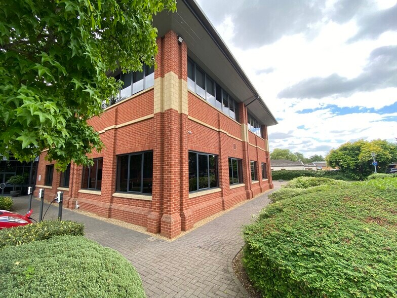 Cygnet Way, Hungerford for lease - Building Photo - Image 3 of 3