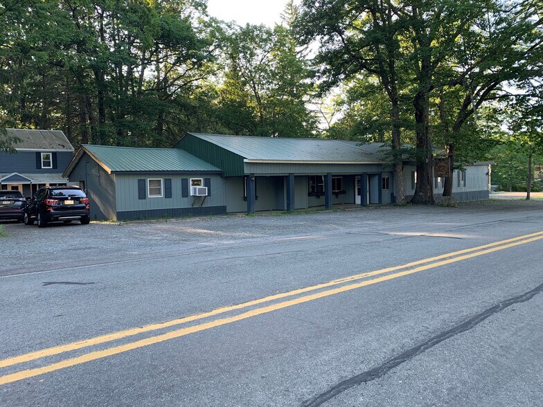 905 Route 390, Greentown, PA for sale - Primary Photo - Image 1 of 1