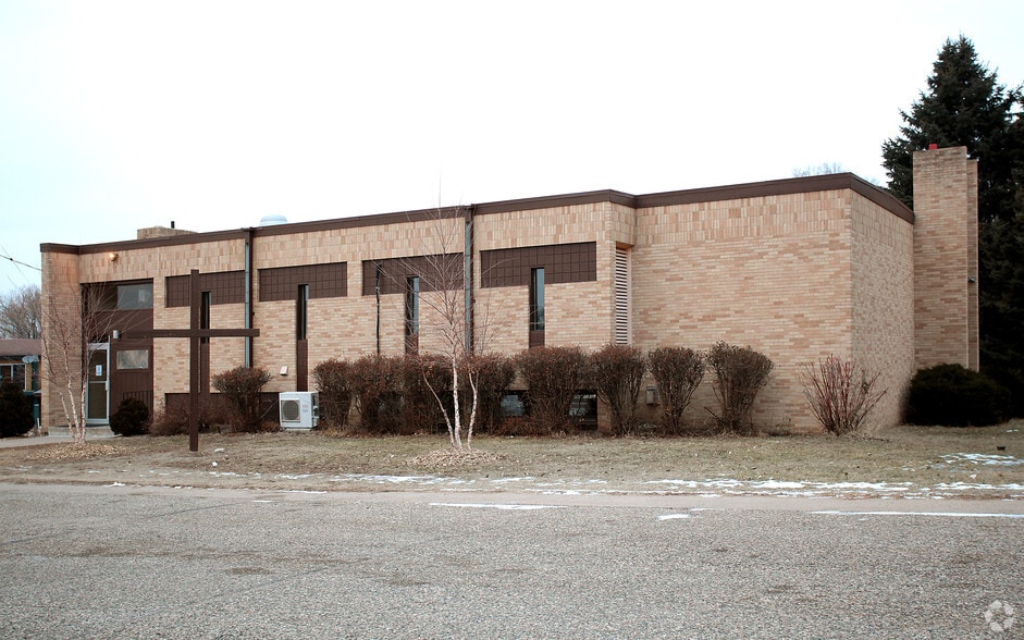 1512 Woodhill Rd, Burnsville, MN for sale - Building Photo - Image 1 of 2