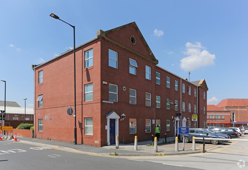 5-8 Trafford Ct, Doncaster for sale - Building Photo - Image 1 of 1