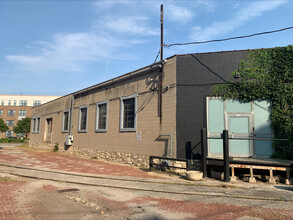 200 Wyandotte St, Kansas City, MO for lease Building Photo- Image 2 of 13